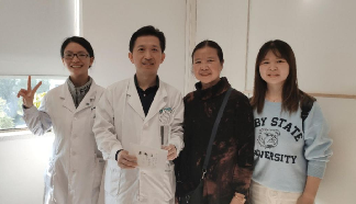 超高度近視引起黃斑裂孔，輾轉(zhuǎn)多地未能治愈的眼疾被眼視光吳榮瀚降伏了